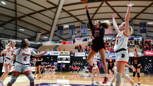 Clackamas Beaverton 6A Oregon girls basketball quarterfinal Naji Saker 1 -56